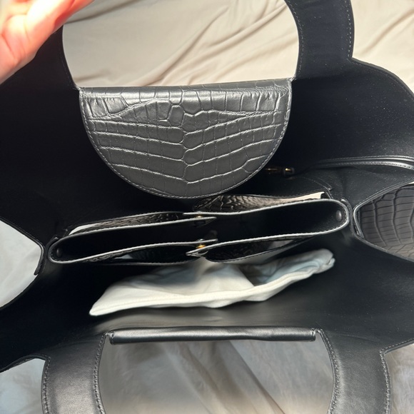 Bottega Veneta Skypper Croc Embossed Leather Tote - Picture 10 of 10